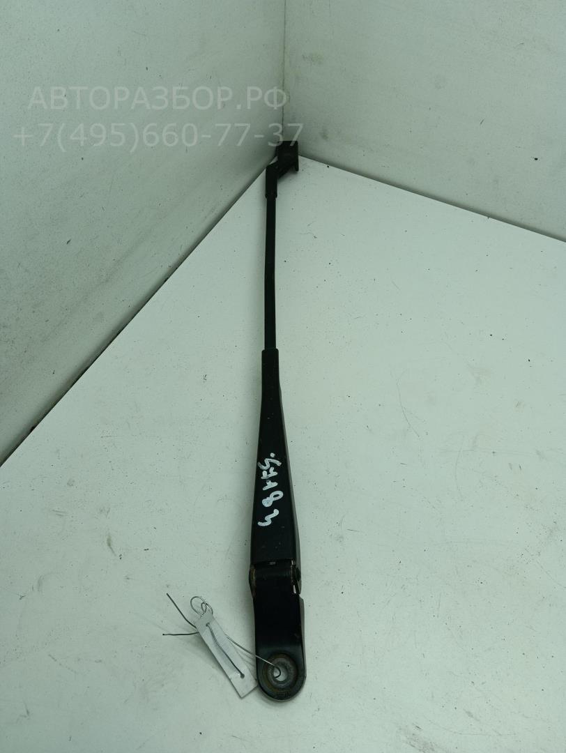 Поводок стеклоочистителя передний правый