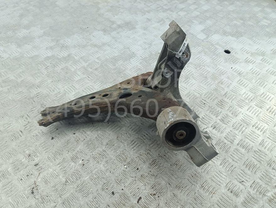 Рычаг передний левый