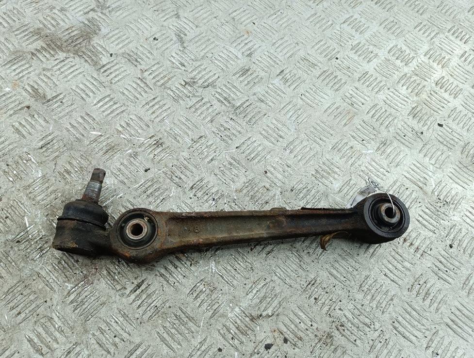 Рычаг передний левый