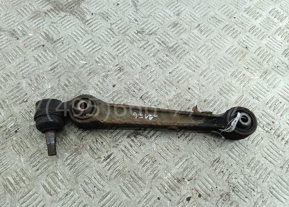 Рычаг передний левый
