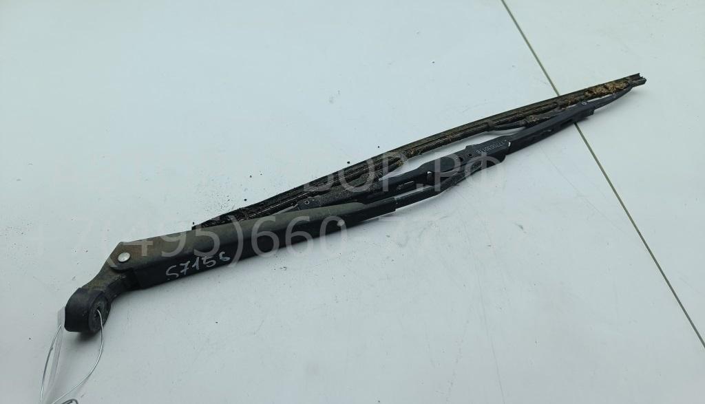 Поводок стеклоочистителя заднего