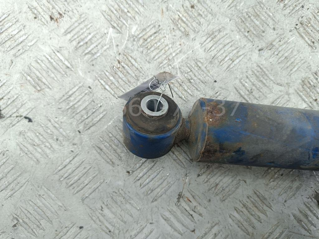 Амортизатор задний правый