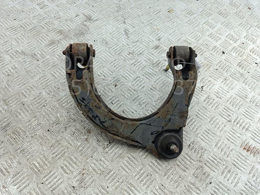 Рычаг передний правый