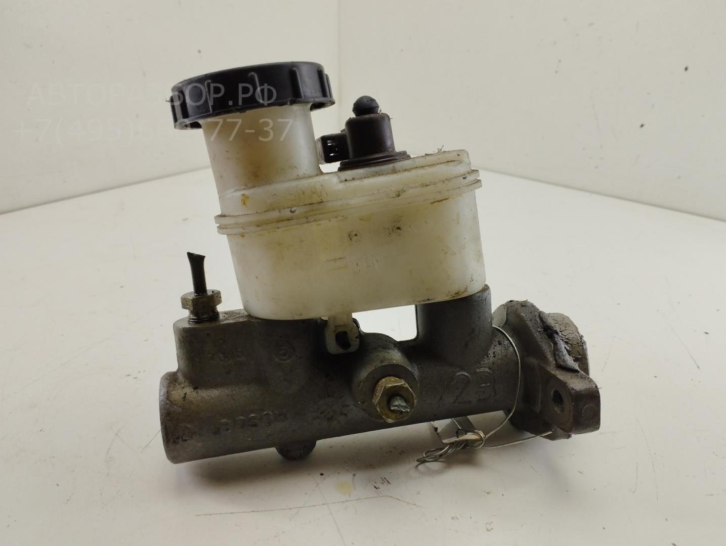 Цилиндр тормозной главный