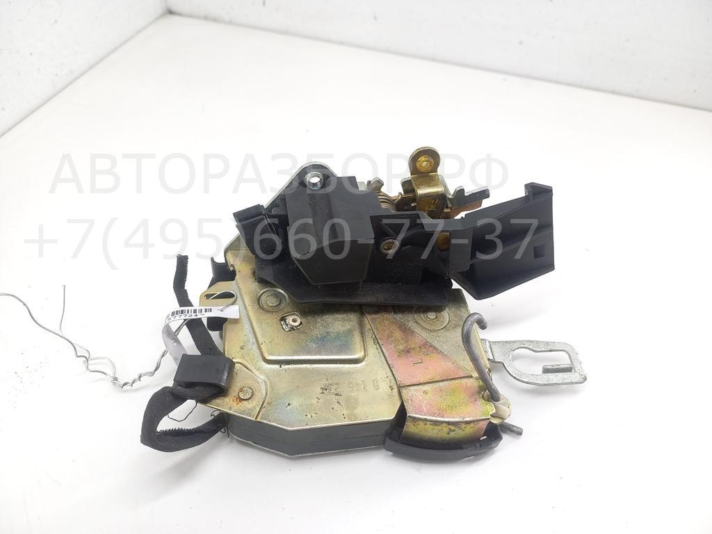 Замок двери передней левой