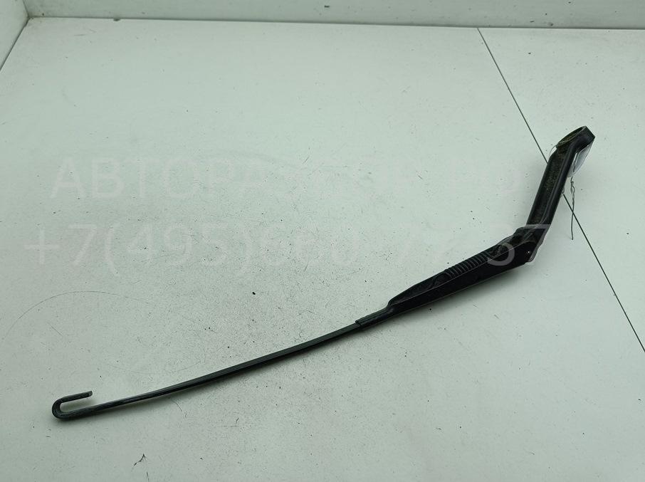 Поводок стеклоочистителя передний левый