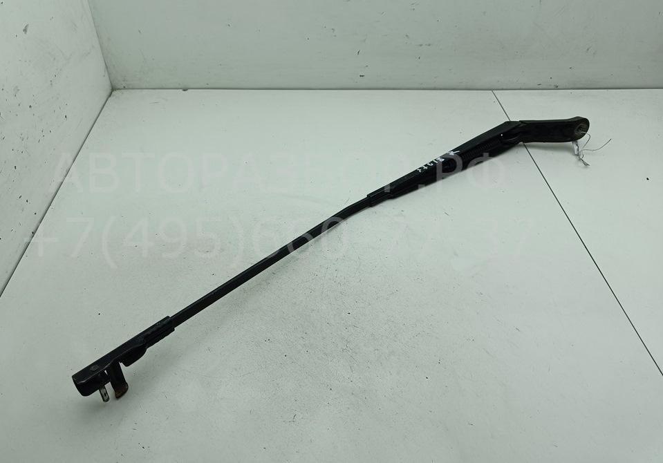 Поводок стеклоочистителя передний правый