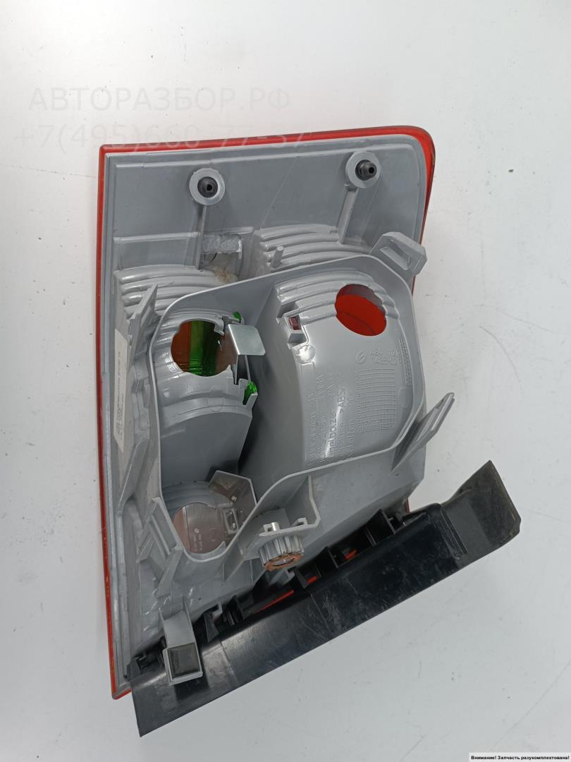 Фонарь задний правый