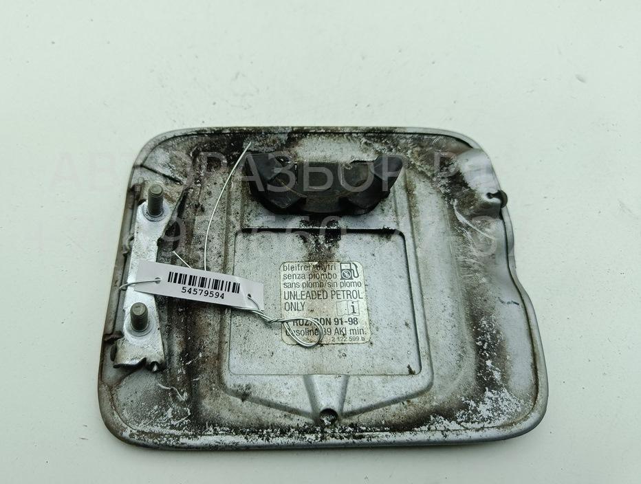 Лючок бензобака