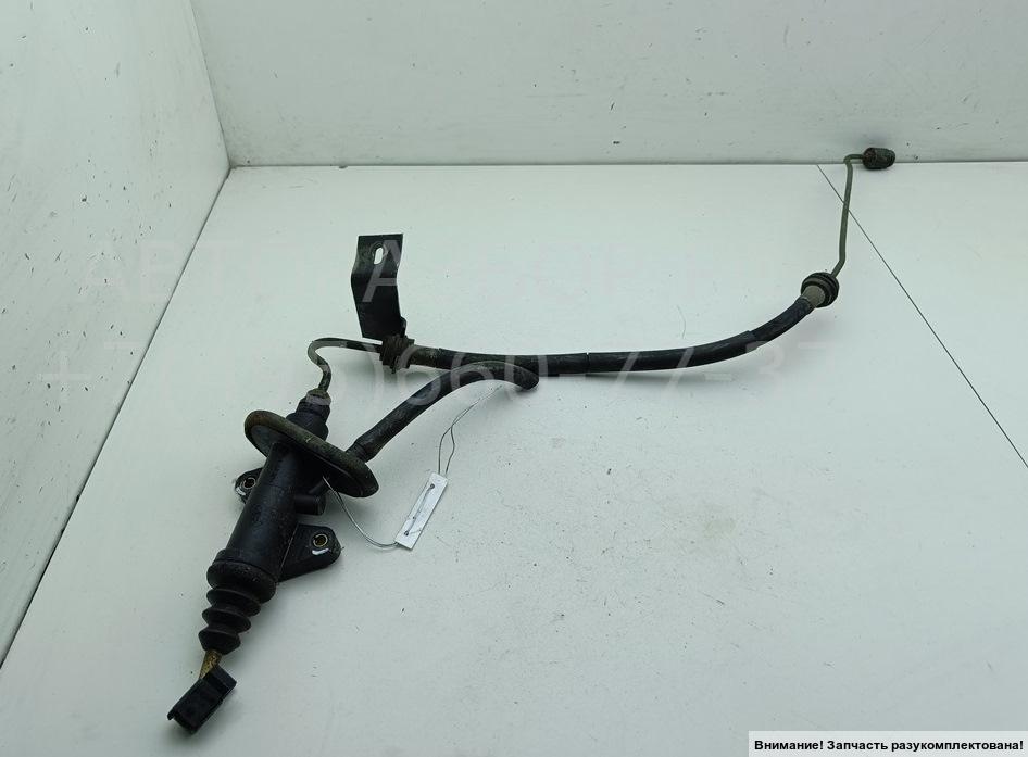 Цилиндр сцепления главный