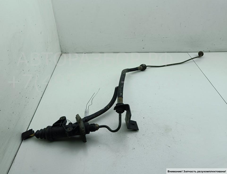 Цилиндр сцепления главный