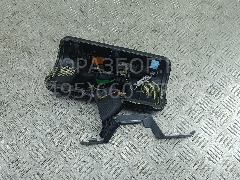 Подушка безопасности пассажирская (в торпедо)