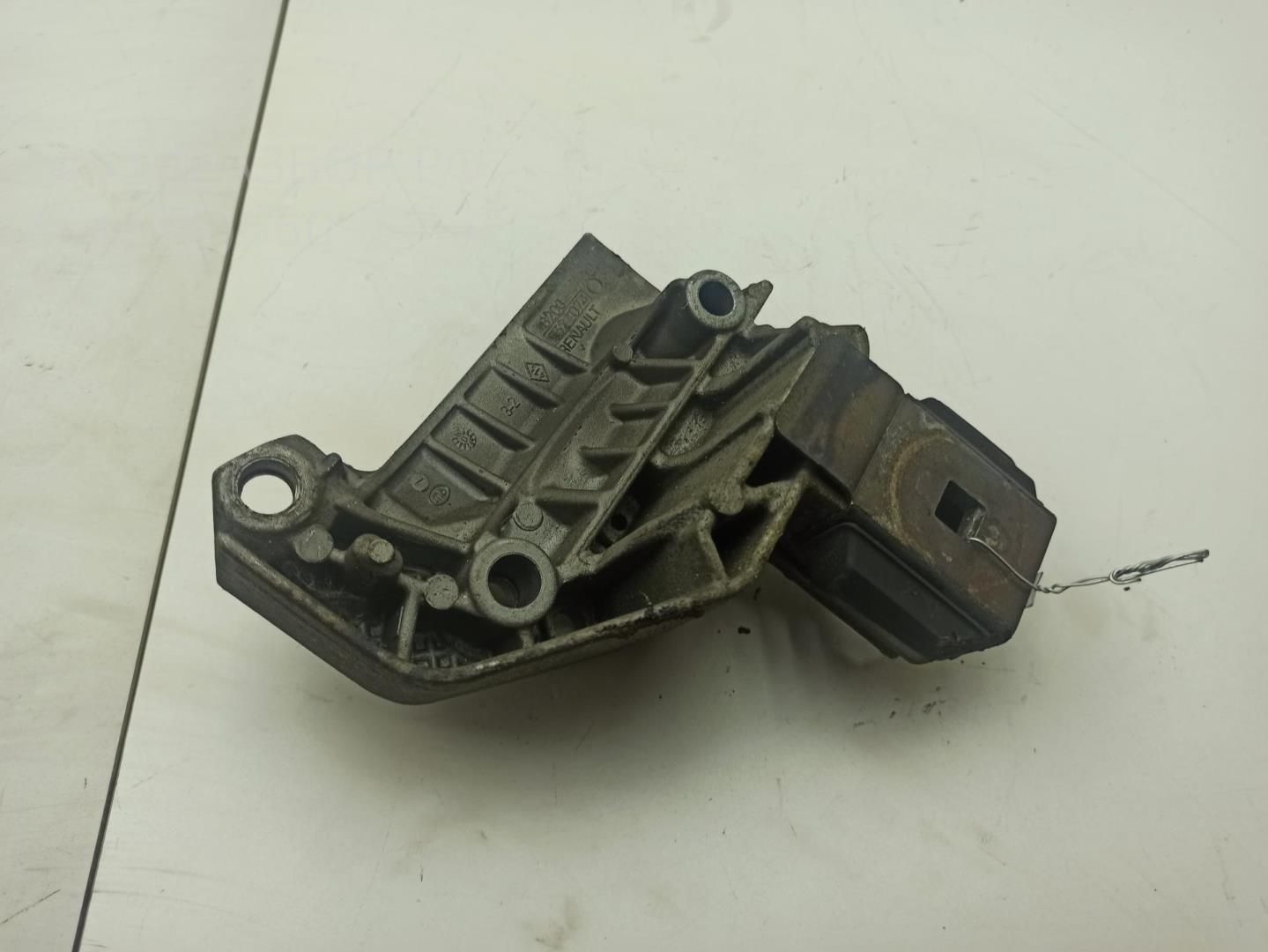 Опора двигателя