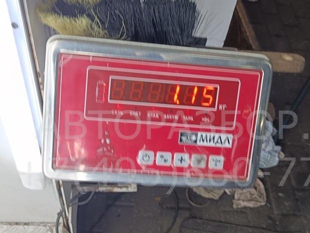 Молдинг переднего бампера