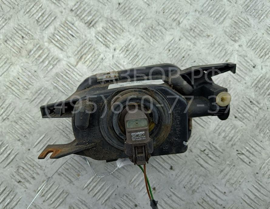 Фара противотуманная левая