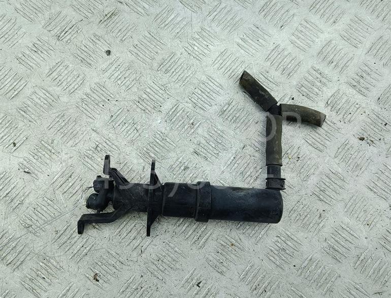 Форсунка омывателя фары