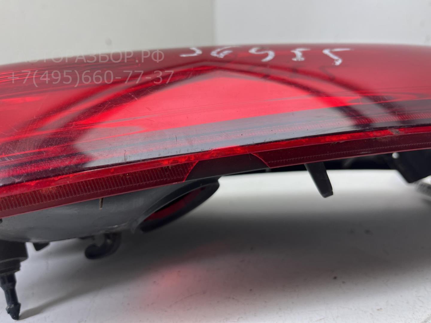 Фонарь задний правый