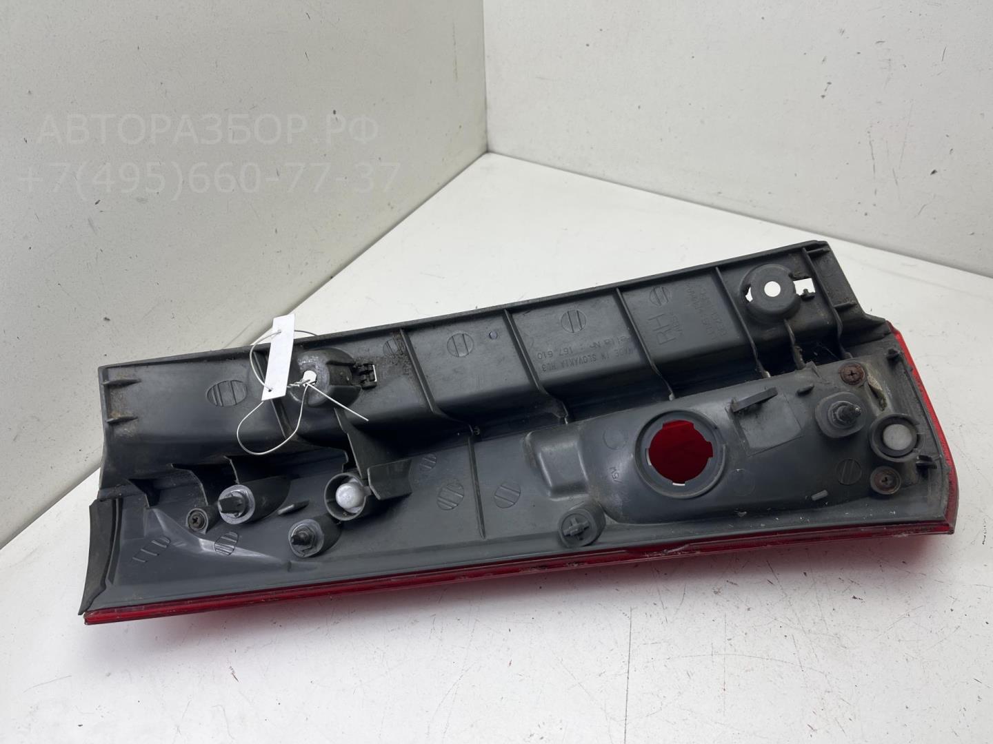 Фонарь задний правый