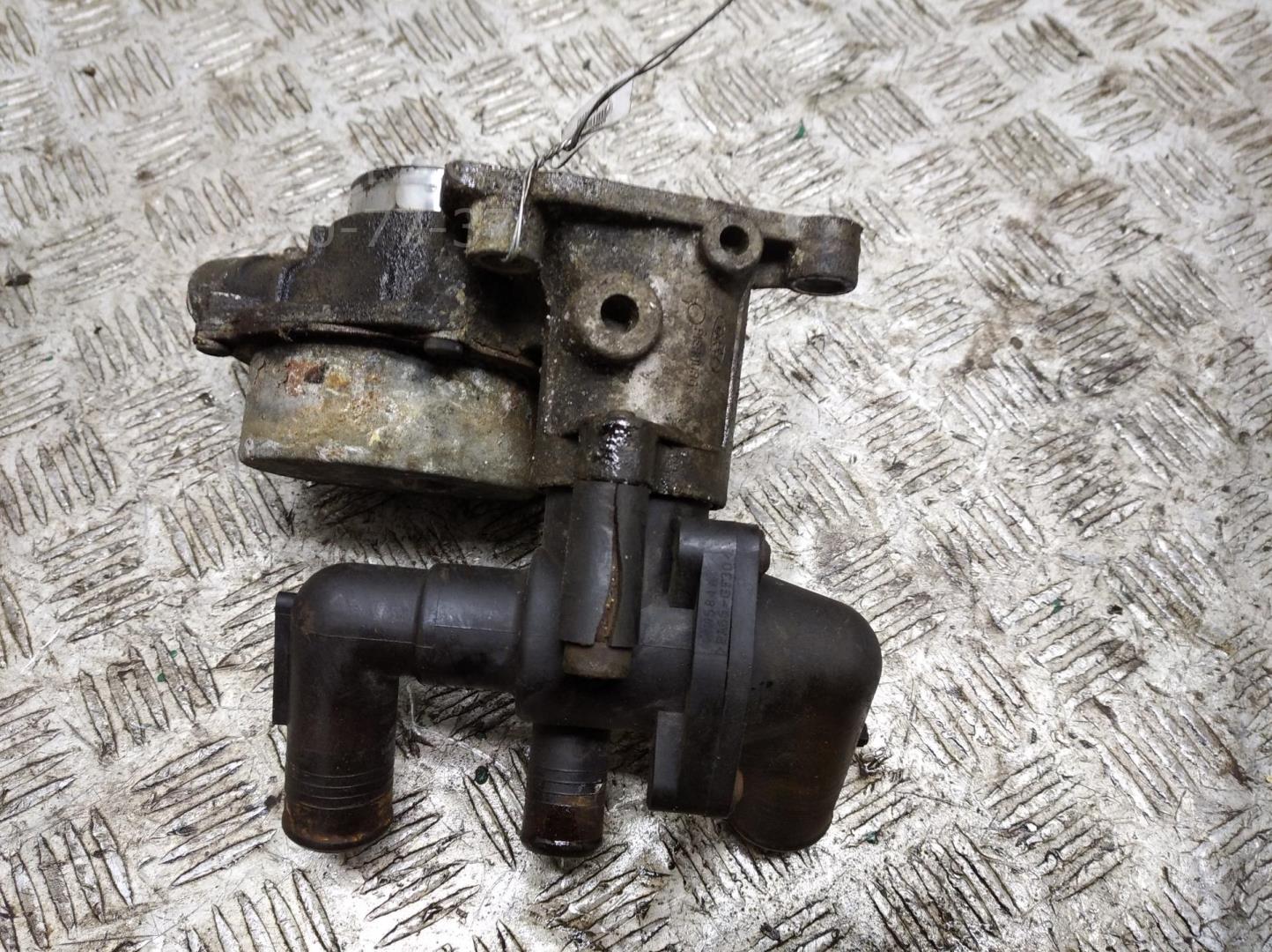 Насос вакуумный