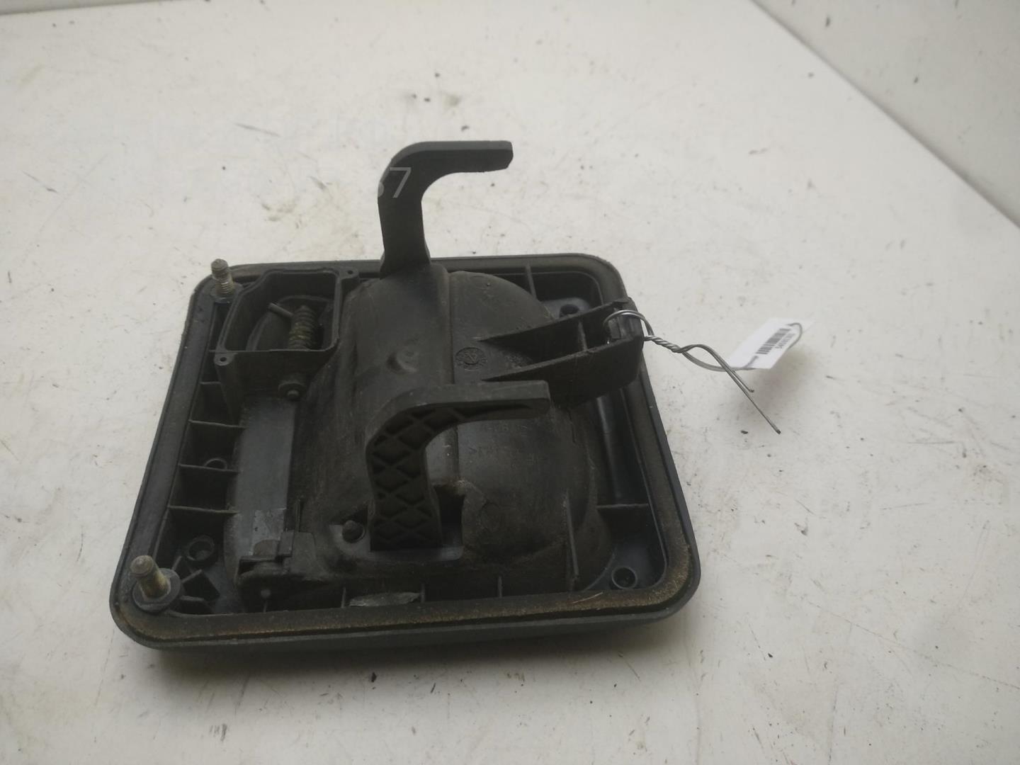 Ручка двери передней наружная левая