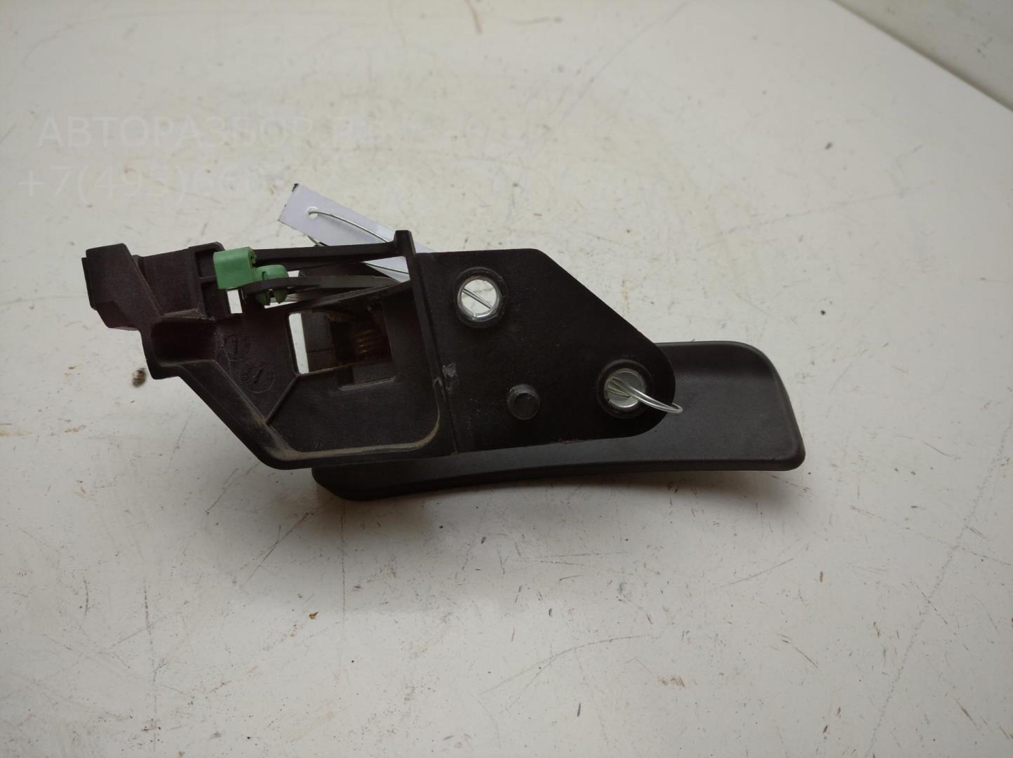 Ручка двери передней внутренняя правая