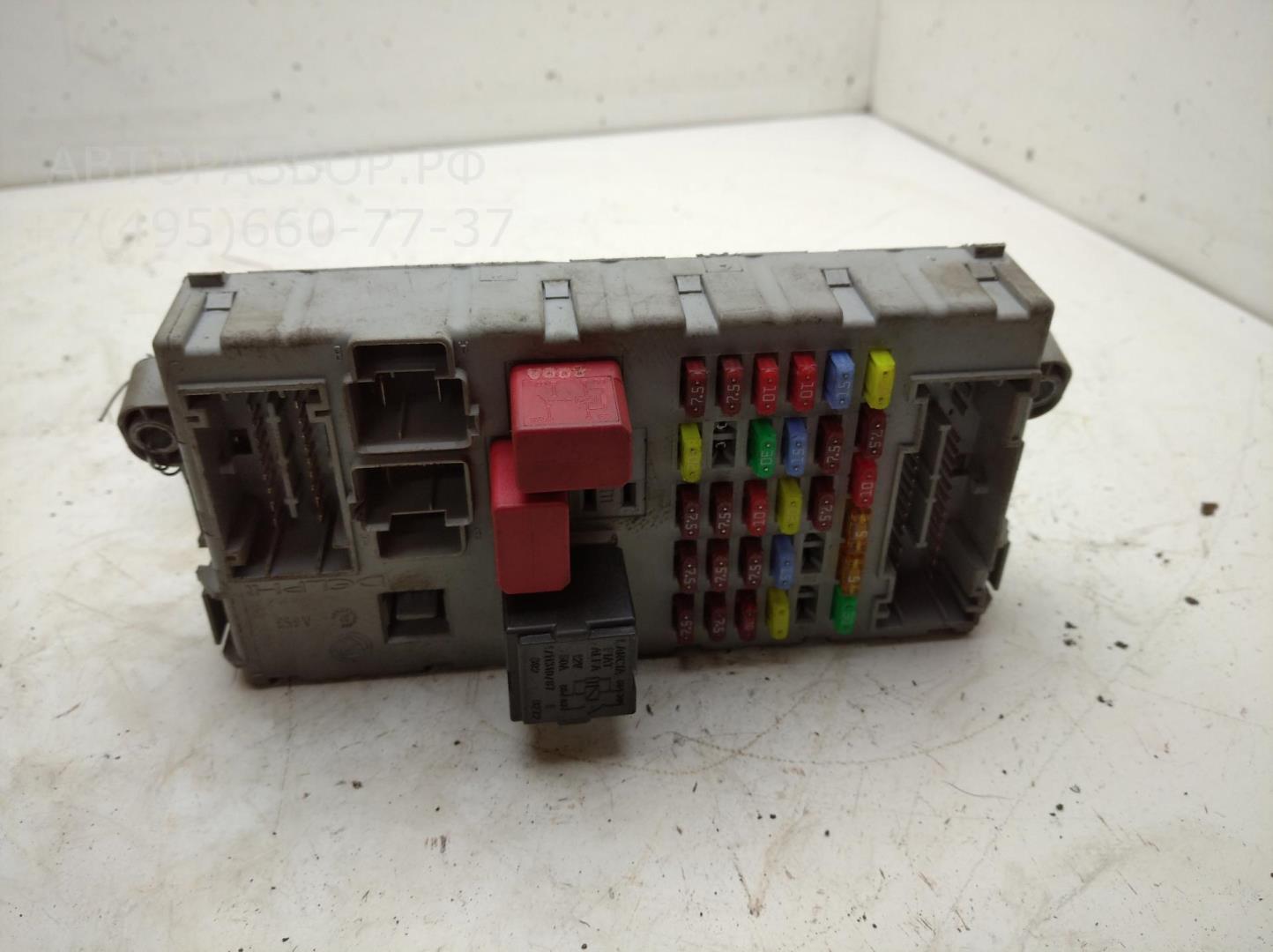 Блок предохранителей