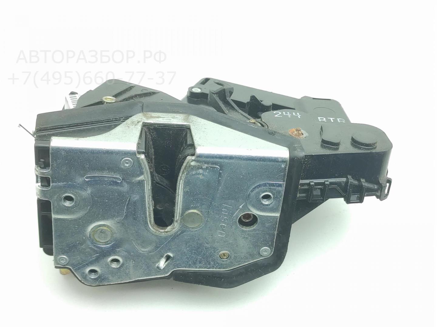 Замок двери передней правой