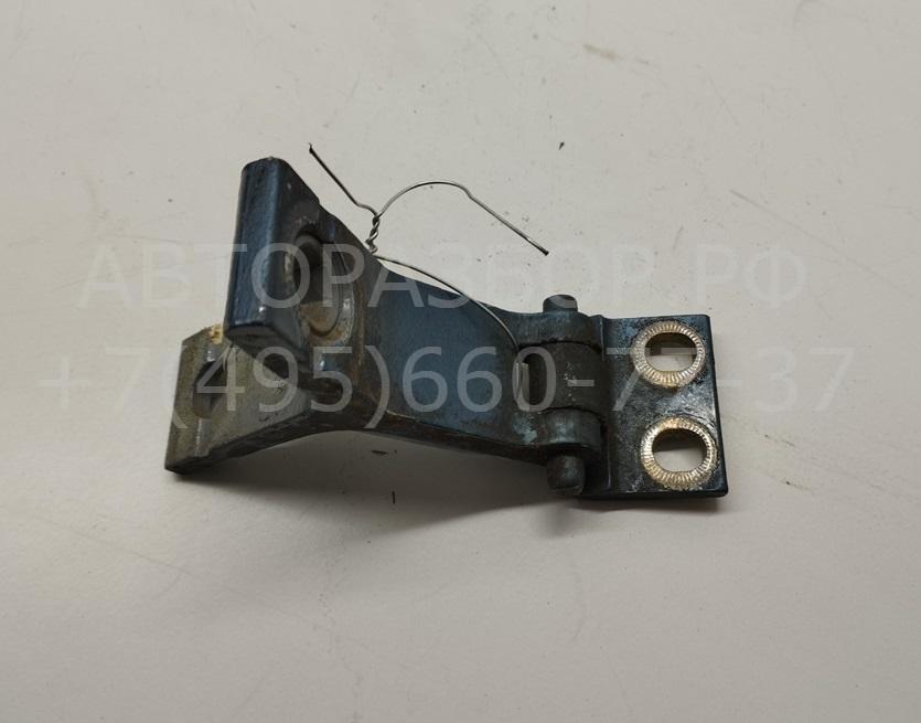 Петля двери