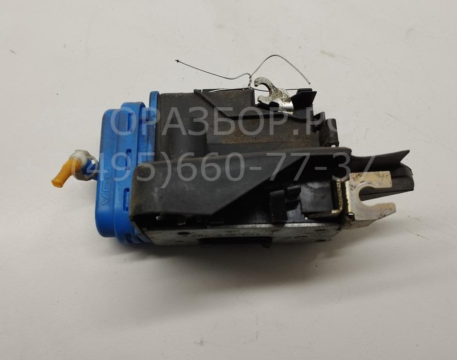 Замок двери задней левой