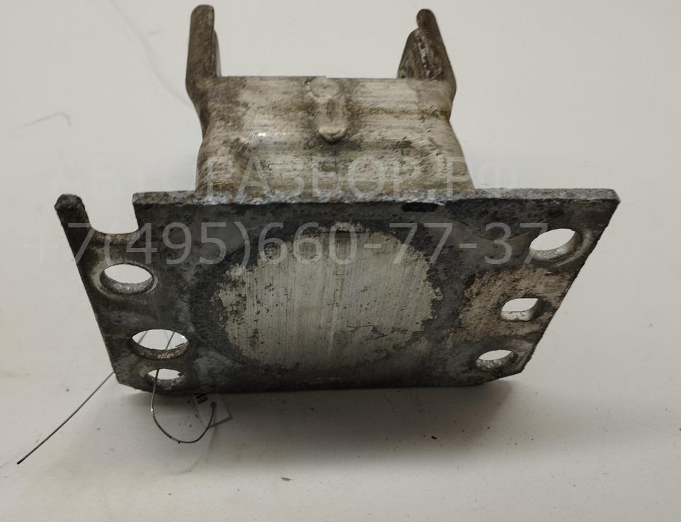 Кронштейн (сопут. товар)