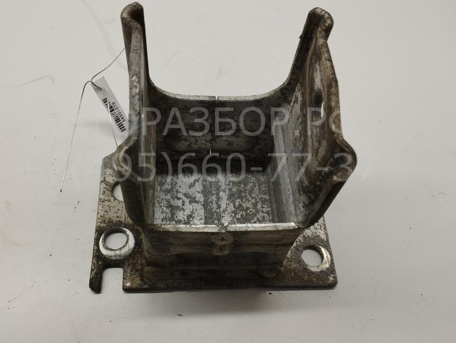 Кронштейн (сопут. товар)