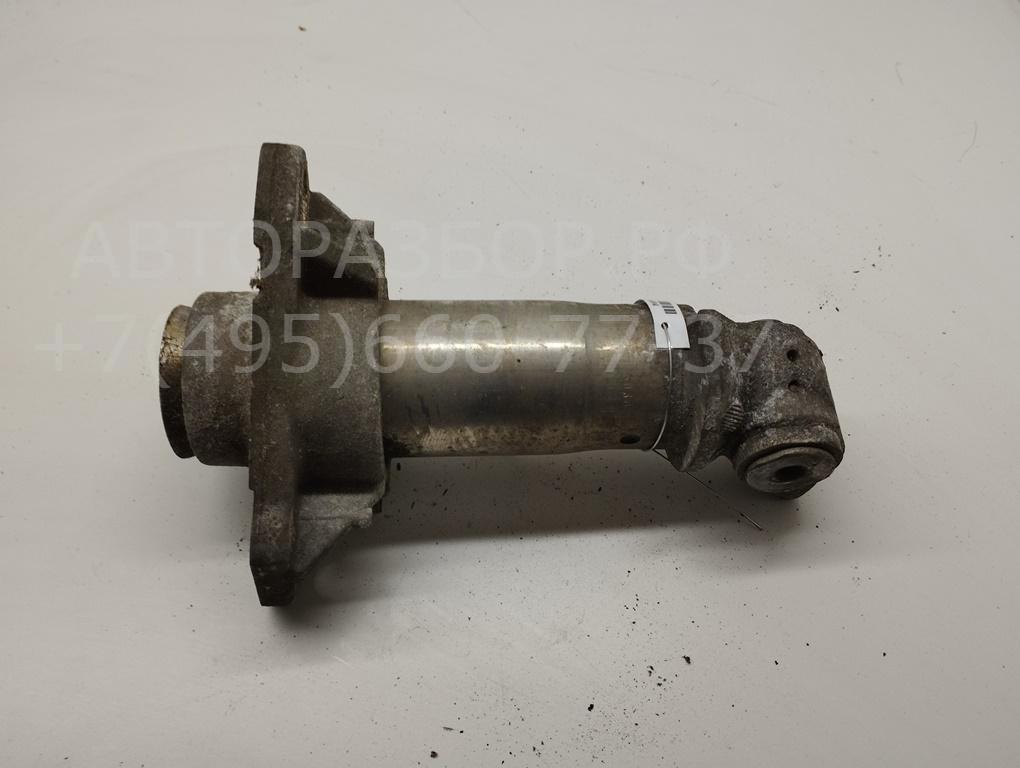 Кронштейн переднего бампера левый