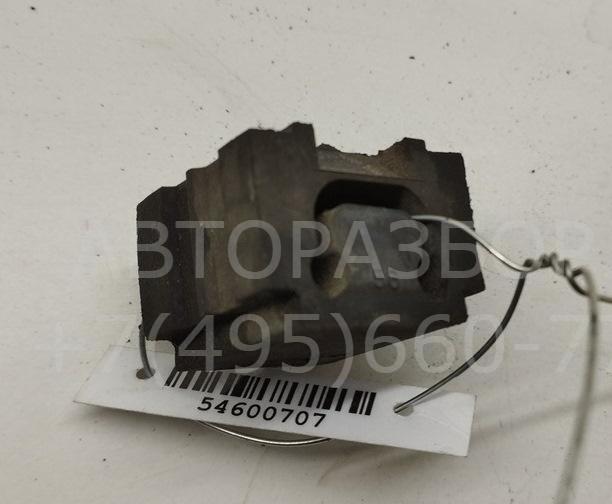 Кронштейн радиатора