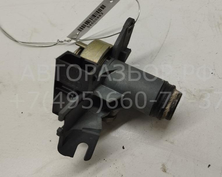 Вставка замка багажника