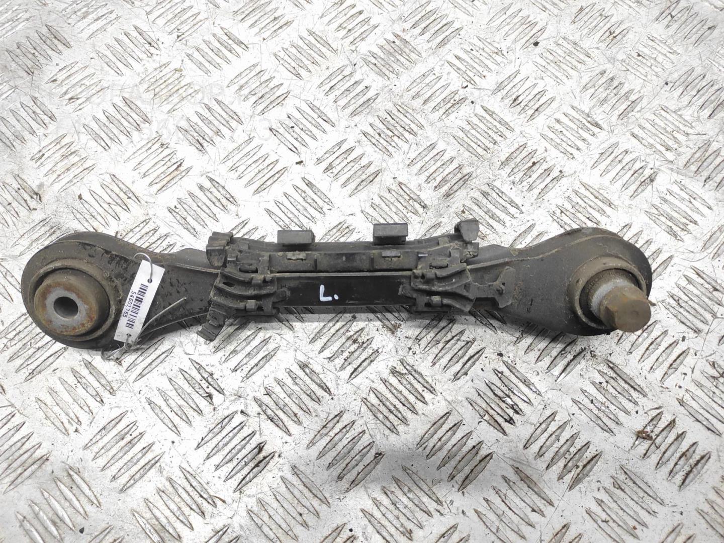 Рычаг задний левый