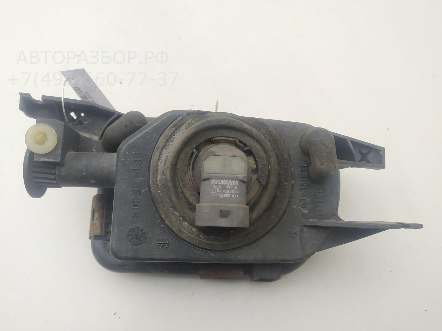 Фара противотуманная правая