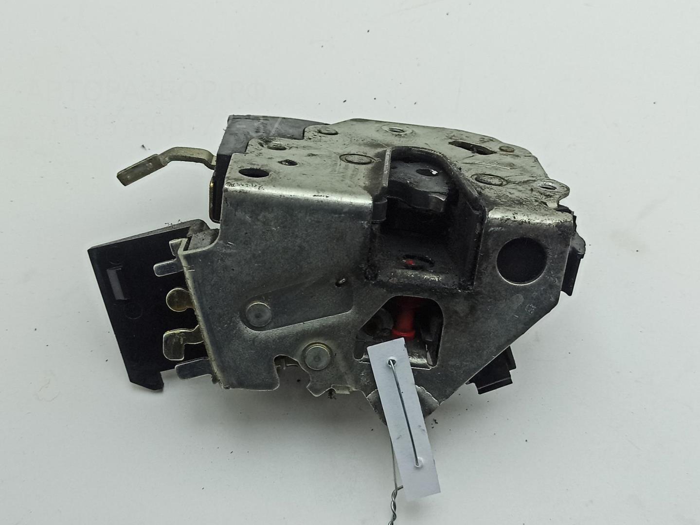 Замок двери задней правой