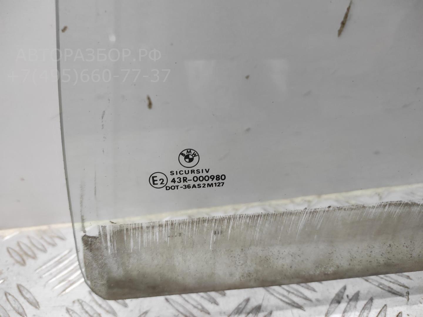 Стекло двери задней левой