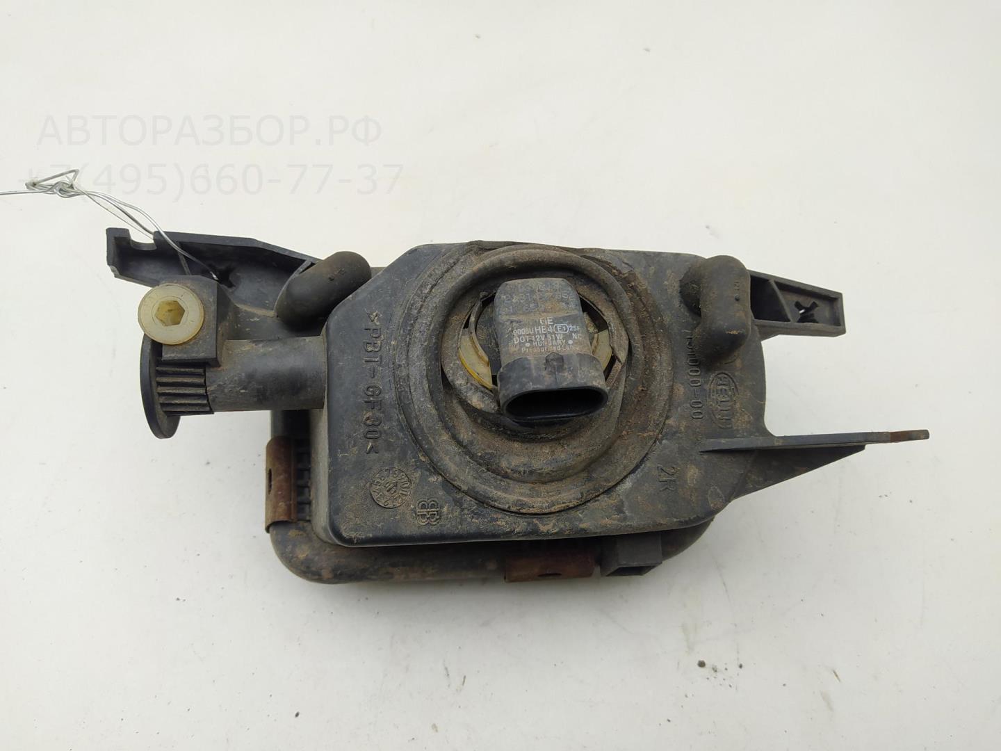 Фара противотуманная правая