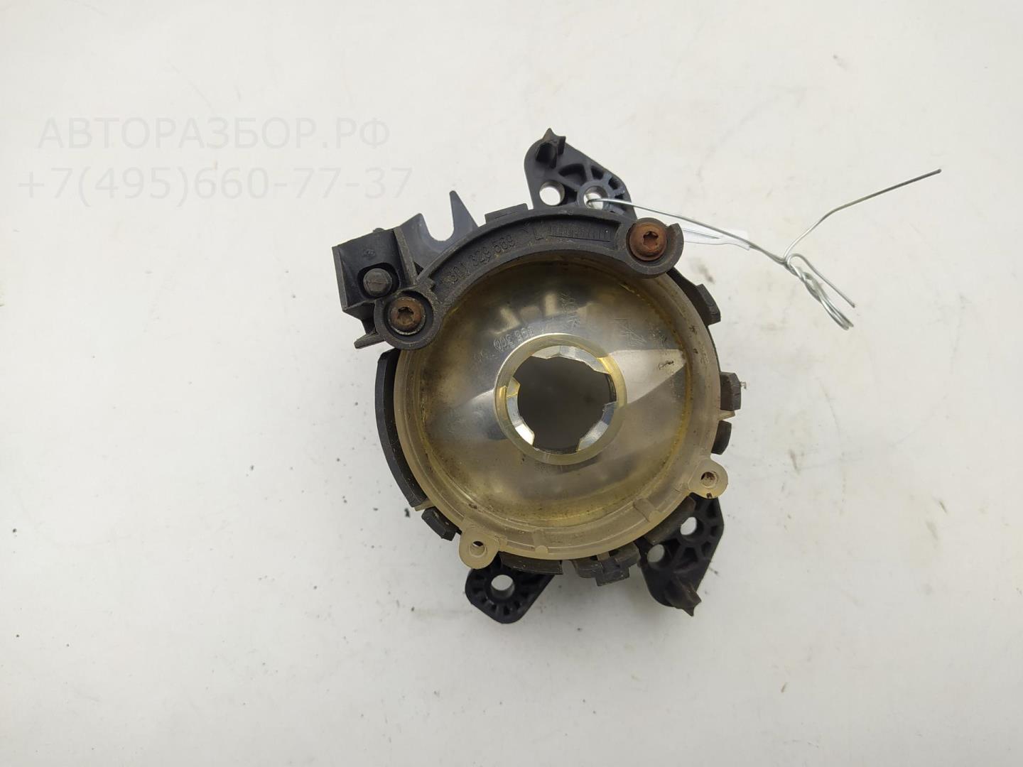 Фара противотуманная левая