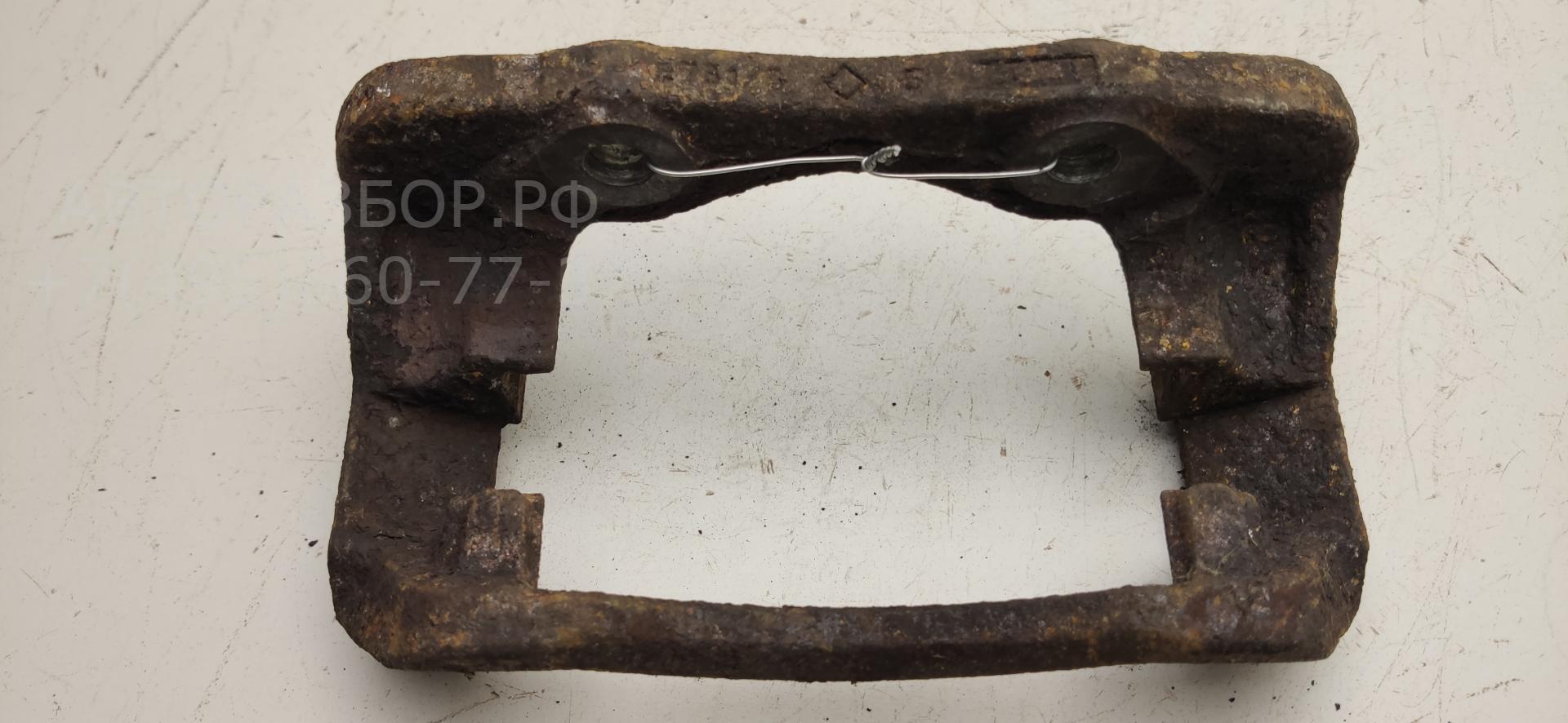 Скоба суппорта переднего