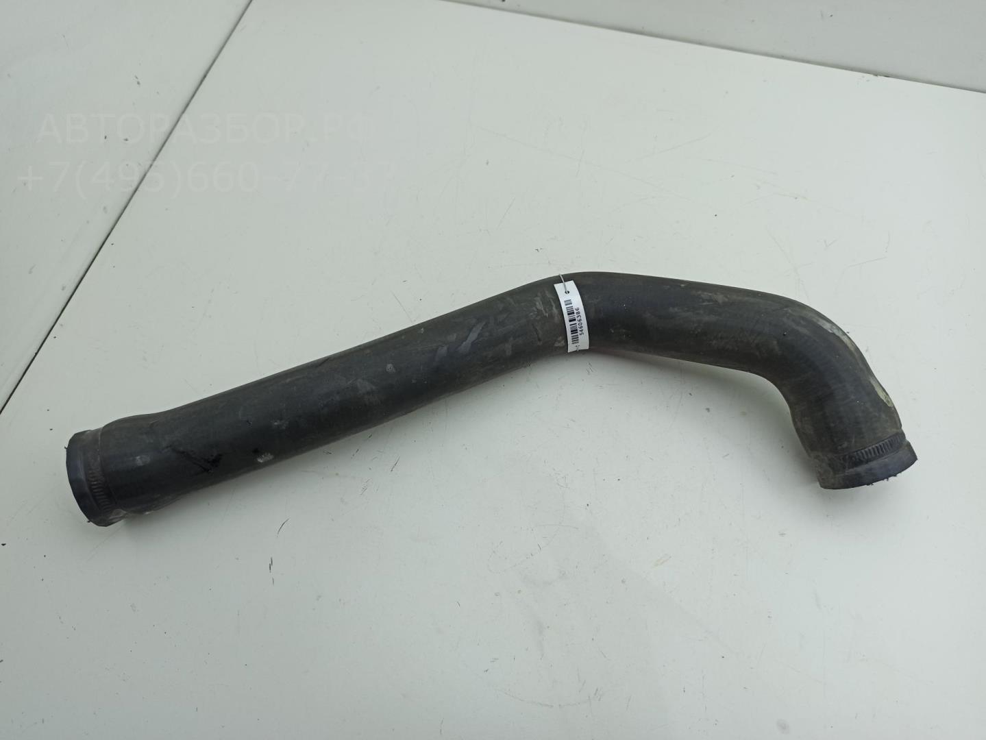 Патрубок радиатора