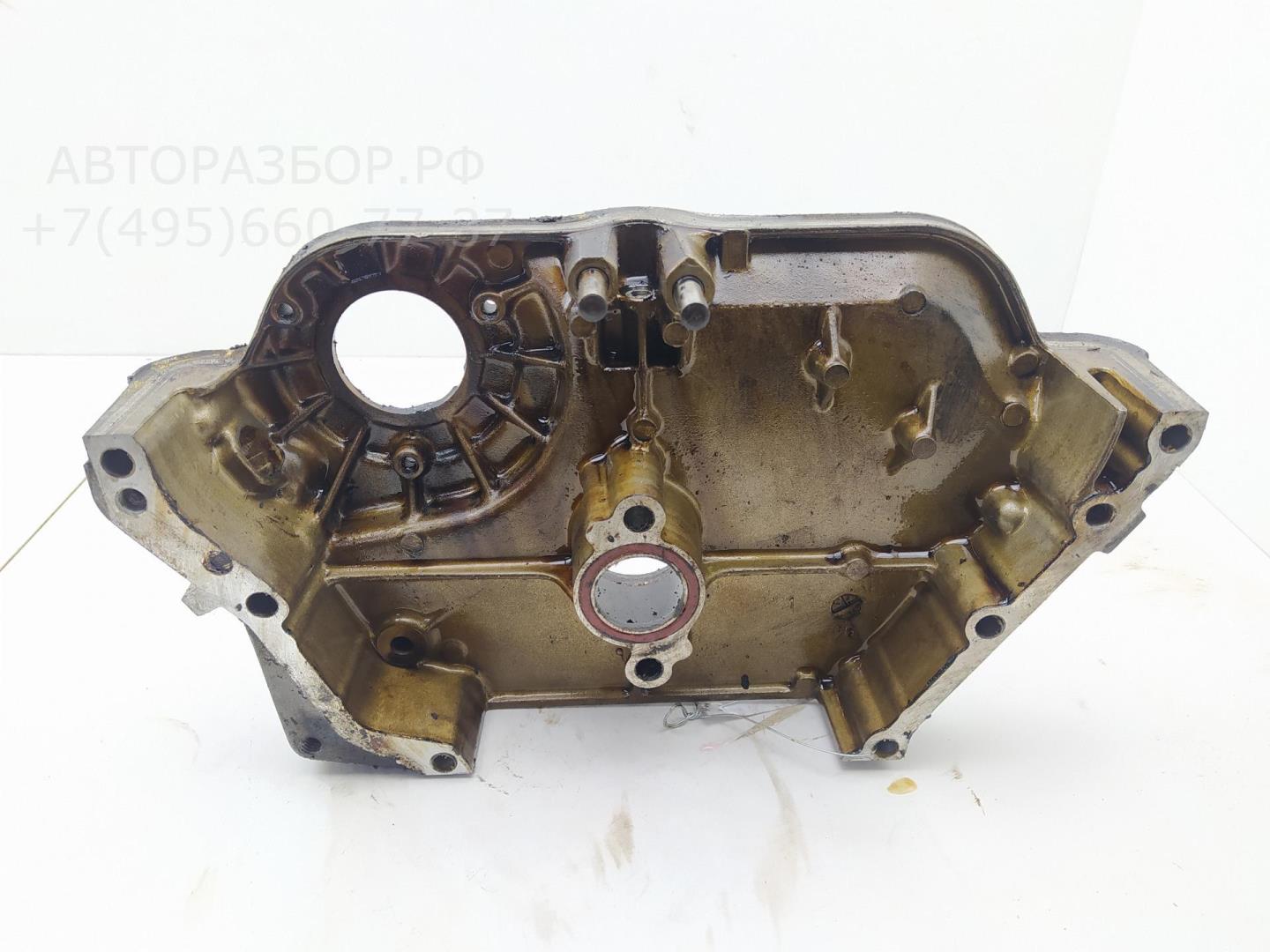 Крышка двигателя передняя