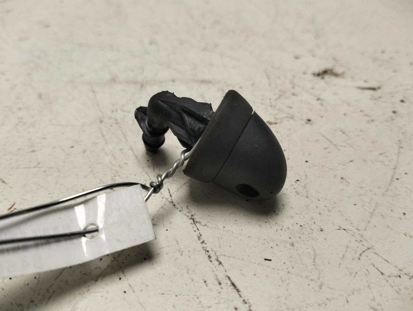 Форсунка омывателя лобового стекла