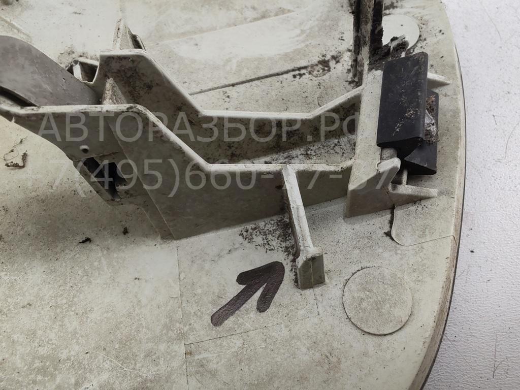 Отражатель передний левый у фары