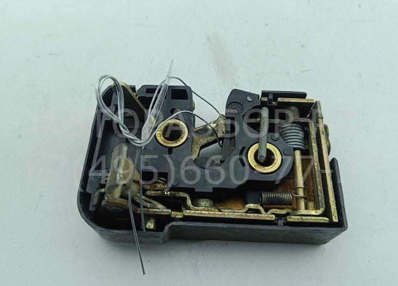 Замок двери задней правой