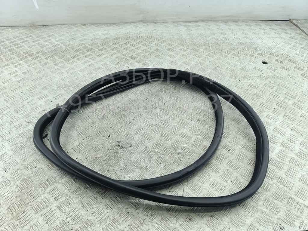 Уплотнитель двери