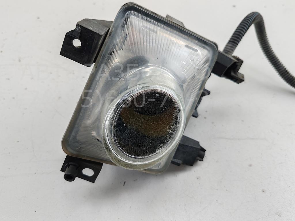 Фара противотуманная левая