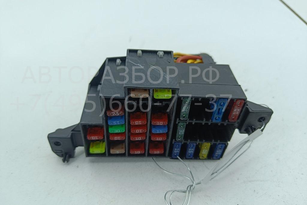 Блок предохранителей