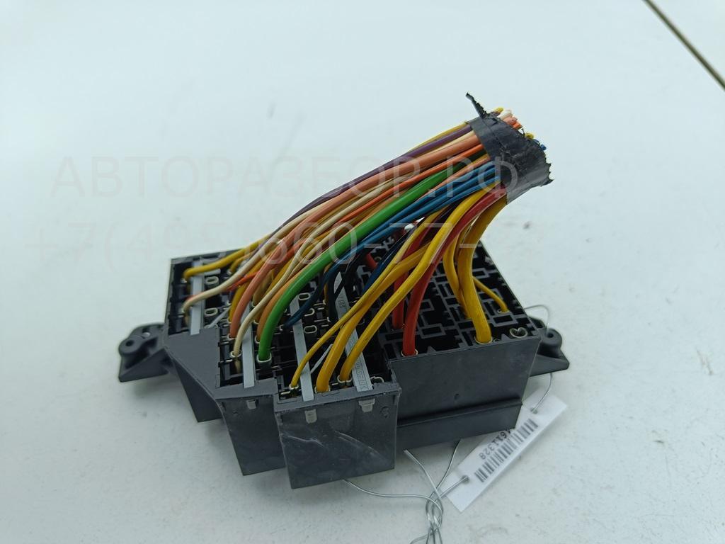 Блок предохранителей